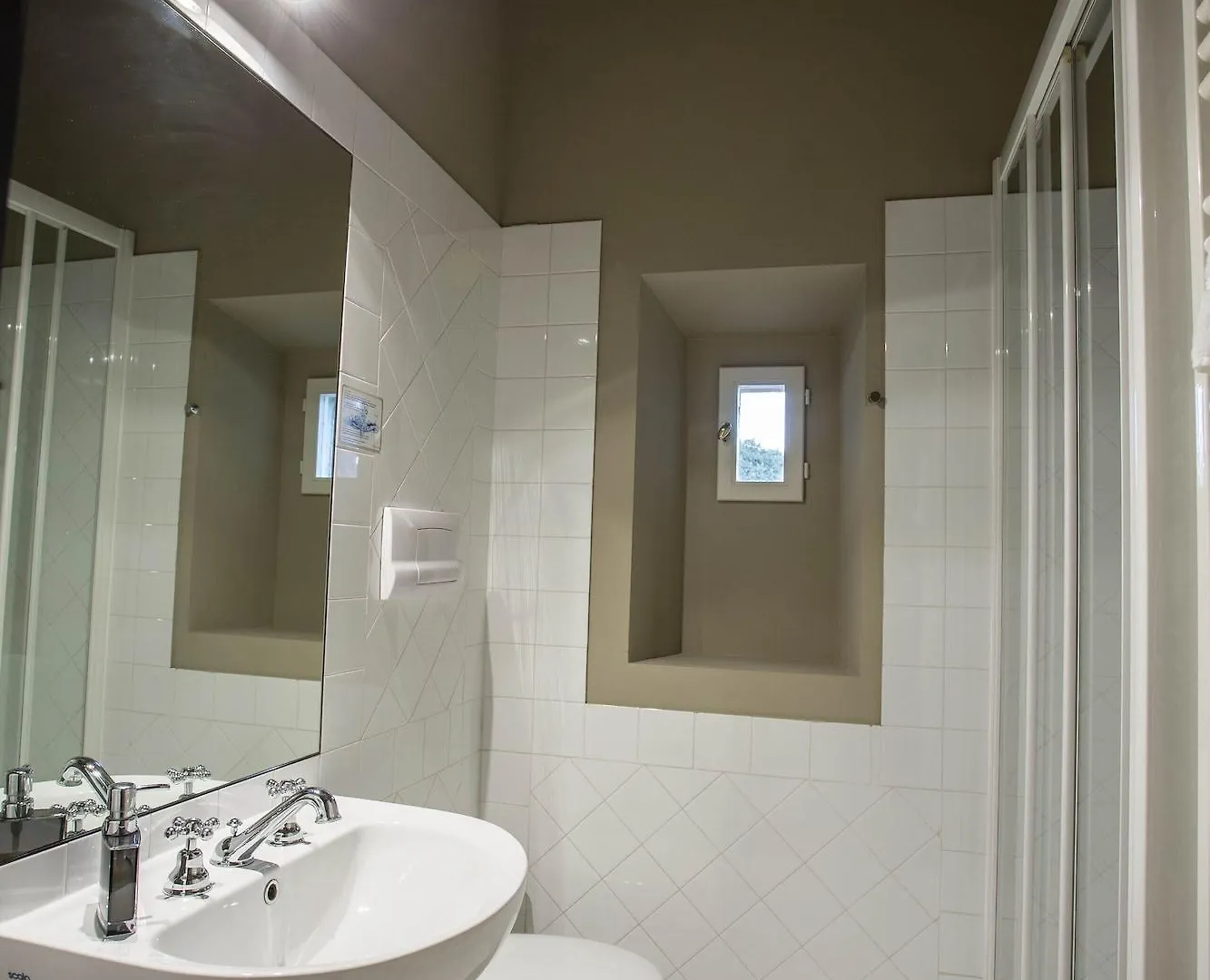 Santellone Resort Brescia 2*,  Italien