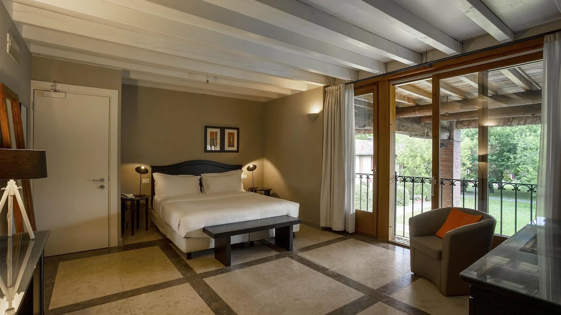Santellone Resort Brescia 2*,  Italien