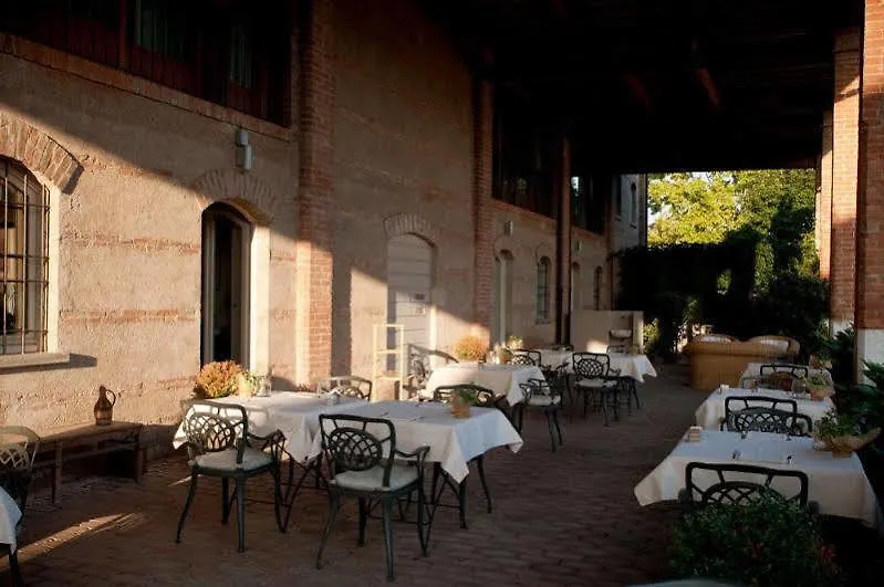 ** Hotel Santellone Resort Brescia Italien